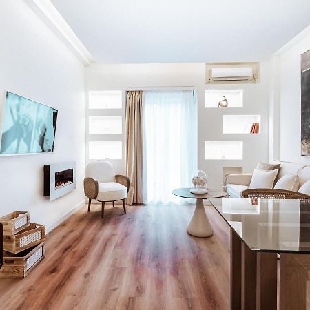 Luxury Apartment In The Heart Of The City - 1Br Athens Luaran gambar