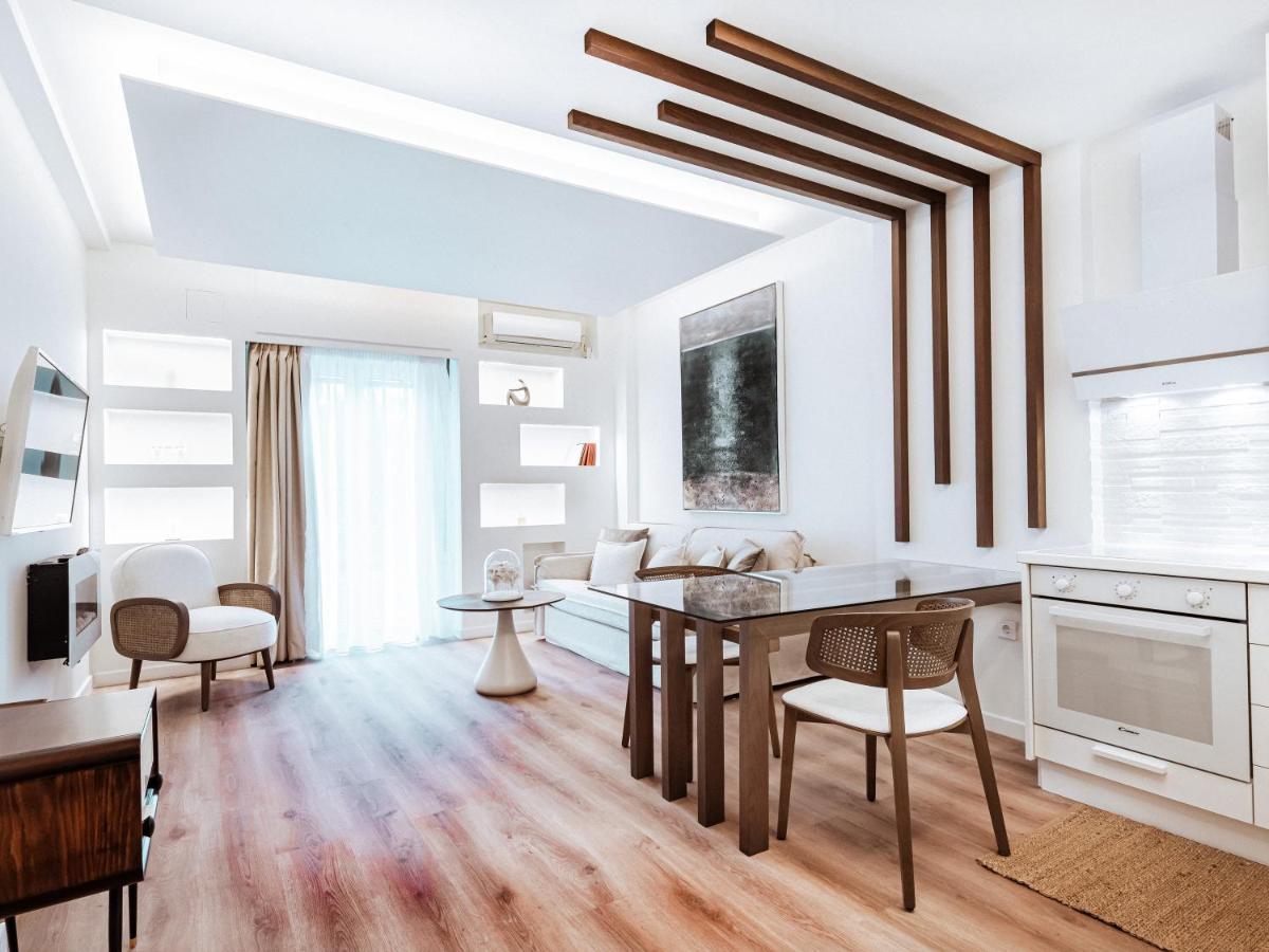 Luxury Apartment In The Heart Of The City - 1Br Athens Luaran gambar